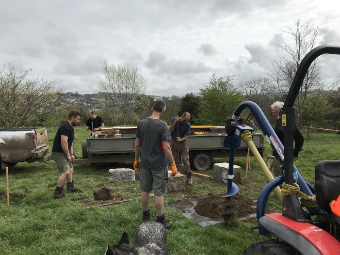 Installing the Derriford cedar bench April 2022